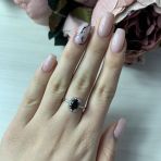 Серебряное кольцо Tiva с натуральным гранатом 1.4ct, вес изделия 2,62 гр (2035121) 18 размер