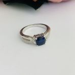 Серебряное кольцо Tiva с натуральным сапфиром 1.175ct, вес изделия 3,25 гр (2098409) 18 размер