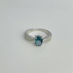 Серебряное кольцо Tiva с топазом Лондон Блю 0.813ct, фианитами, вес изделия 3,29 гр (2103394) 17 размер