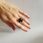 Серебряное кольцо Tiva с натуральным ониксом 9.286ct, вес изделия 7,61 гр (2129325) 17.5 размер