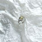 Серебряное кольцо Tiva с Натуральным зеленим кварцем 1.863ct, фианитами, вес изделия 3,24 гр (2162254) 18.5 размер