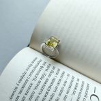 Серебряное кольцо Tiva с Натуральным зеленим кварцем 7.113ct, фианитами, вес изделия 5,17 гр (2162346) 18.5 размер