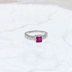 Серебряное кольцо Tiva с натуральным рубином 0.883ct, вес изделия 2,68 гр (2165590) 17 размер