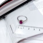 Серебряное кольцо Tiva с натуральным рубином 1.92ct, фианитами, вес изделия 2,3 гр (2165613) 17.5 размер