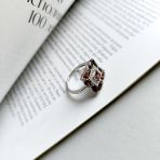 Серебряное кольцо Tiva с натуральным гранатом 3.11ct, вес изделия 4,24 гр (2166238) 18.5 размер