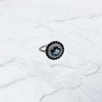 Серебряное кольцо Tiva с натуральным топазом Лондон Блю 2.9ct, сапфиром, вес изделия 4,5 гр (2168577) 18 размер