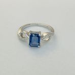 Серебряное кольцо Tiva с искуственным танзанитом nano 1.425ct, вес изделия 3,09 гр (2105695) 18.5 размер