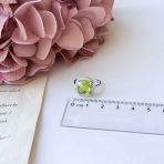 Серебряное кольцо Tiva с хризолітом 5.077ct, вес изделия 3,6 гр (2157533) 17.5 размер