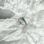 Серебряное кольцо Tiva с натуральным изумрудом 0.625ct, вес изделия 2,68 гр (2162001) 18 размер