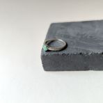 Серебряное кольцо Tiva с натуральным изумрудом 0.66ct, фианитами, вес изделия 1,99 гр (2162322) 18 размер