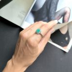 Серебряное кольцо Tiva с натуральным изумрудом 3.14ct, фианитами, вес изделия 3,41 гр (2163428) 18 размер