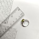 Серебряное кольцо Tiva с хризолітом 2.275ct, вес изделия 3,27 гр (2174509) 18.5 размер