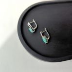 Серебряные серьги Tiva с натуральным изумрудом 1.189ct, фианитами (2163459)