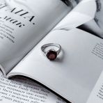 Серебряное кольцо Tiva с натуральным гранатом 3.957ct, фианитами, вес изделия 4,21 гр (2005896) 17.5 размер