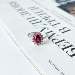 Серебряное кольцо Tiva с натуральным гранатом 1.317ct, рубином, вес изделия 2,39 гр (2090847) 17 размер
