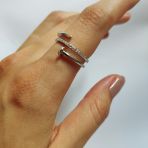 Серебряное кольцо Tiva с фианитами, вес изделия 2,93 гр (2102755) 19 размер