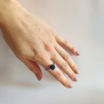 Серебряное кольцо Tiva с натуральным сапфиром 4.19ct, фианитами, вес изделия 2,31 гр (2120100) 18 размер