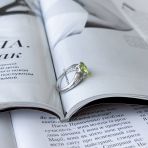 Серебряное кольцо Tiva с хризолітом 2.108ct, вес изделия 3,32 гр (2157601) 17 размер