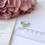 Серебряное кольцо Tiva с хризолітом 2.108ct, вес изделия 3,32 гр (2157601) 17 размер