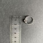 Серебряное кольцо Tiva с фианитами, вес изделия 2,09 гр (2160779) 18 размер