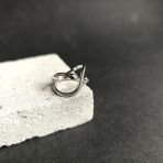 Серебряное кольцо Tiva с фианитами, вес изделия 3,56 гр (2160885) 19 размер