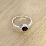 Серебряное кольцо Tiva с натуральным гранатом 0.982ct, вес изделия 1,88 гр (1227893) 16.5 размер