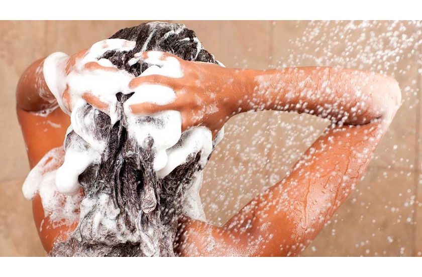 Професійний шампунь для волосся: б'юті-ефект салонного догляду в домашніх умовах