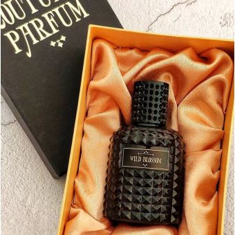 Парфюмированная вода Couture Parfum Wild Blossom для мужчин и женщин 
