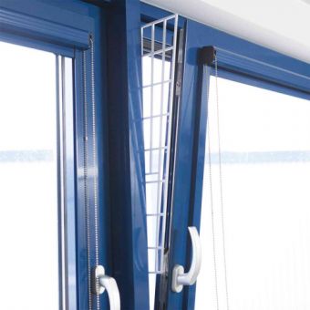 Защитная решетка для окна Trixie боковая панель белая, 62 х 16 х 7 см