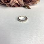 Серебряное кольцо с фианитами, вес изделия 3,59 гр (2082101) 18 размер