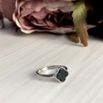 Серебряное кольцо с натуральным ониксом, вес изделия 2,19 гр (2000358) 18 размер