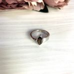 Серебряное кольцо с натуральным гранатом 1.4ct, вес изделия 3,56 гр (1932742) 18 размер
