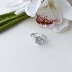 Серебряное кольцо с фианитами, вес изделия 4,79 гр (2152460) 18 размер