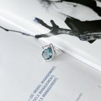 Серебряное кольцо с топазом Лондон Блю 2.775ct, вес изделия 3,36 гр (2151746) 18 размер