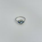 Серебряное кольцо с топазом Лондон Блю 0.847ct, вес изделия 1,99 гр (2127321) 17.5 размер