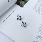 Срібні сережки з емаллю та фіанітами (2145066)