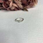 Серебряное кольцо с фианитами, вес изделия 1,29 гр (2082156) adjustable размер