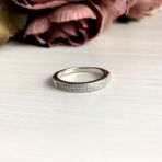 Серебряное кольцо с фианитами, вес изделия 2,29 гр (2036593) 18 размер