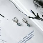 Срібні сережки з топазом Лондон Блю 3.319ct, фіанітами (2151821)