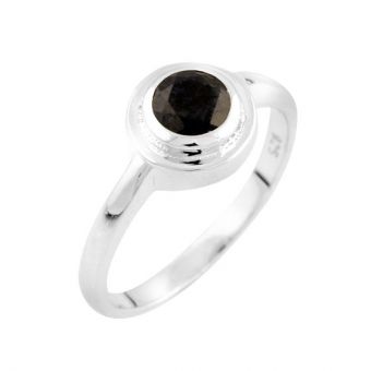 Серебряное кольцо с натуральным сапфиром 0.65ct, вес изделия 2,42 гр (0870120) 18 размер